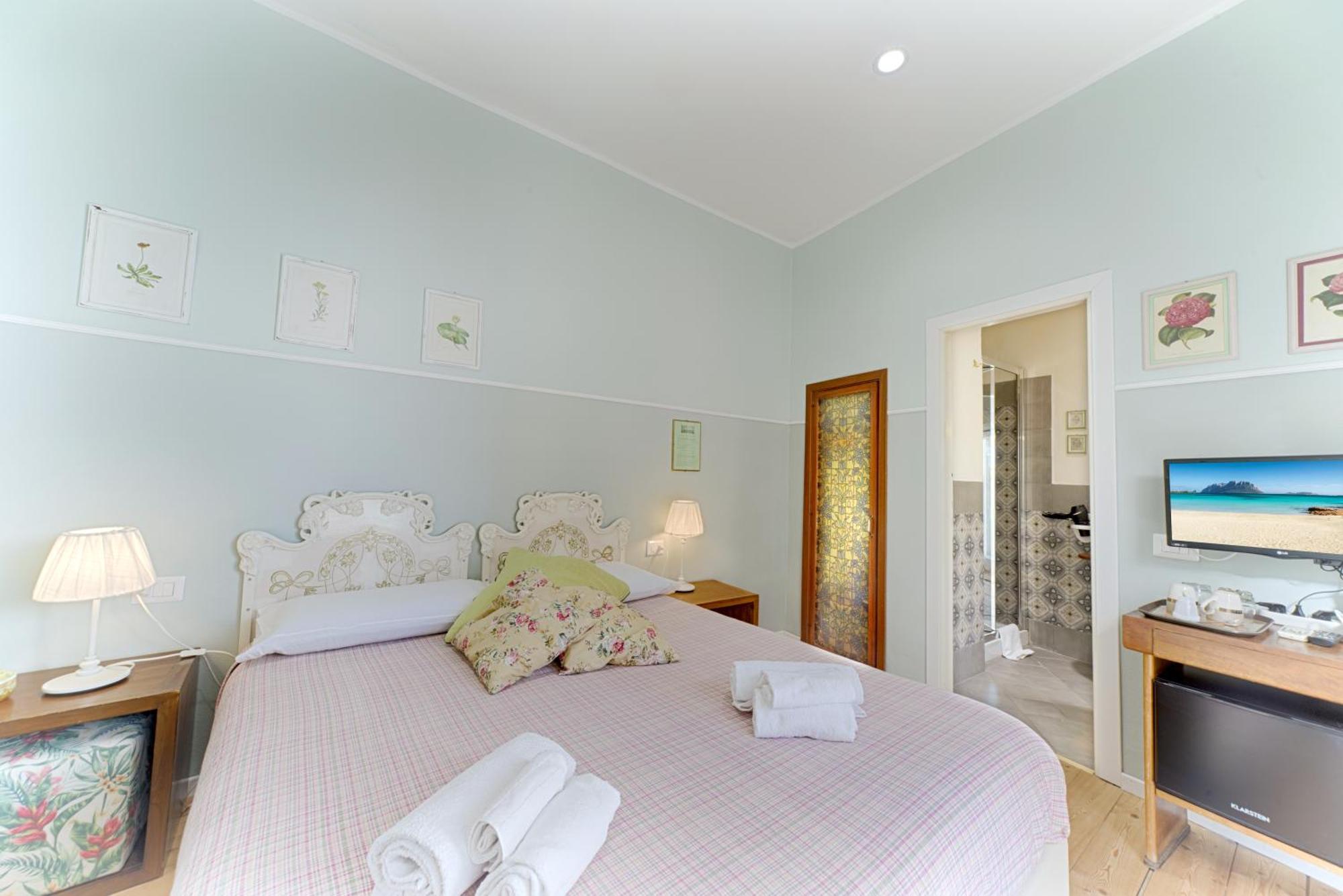Hotel Casa Satta 1925 Olbia Zimmer foto